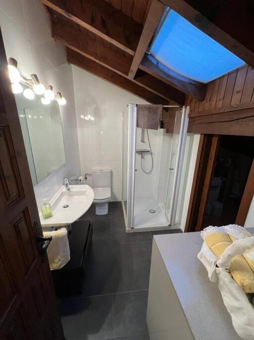 Atico En Llivia Apartment Exterior photo
